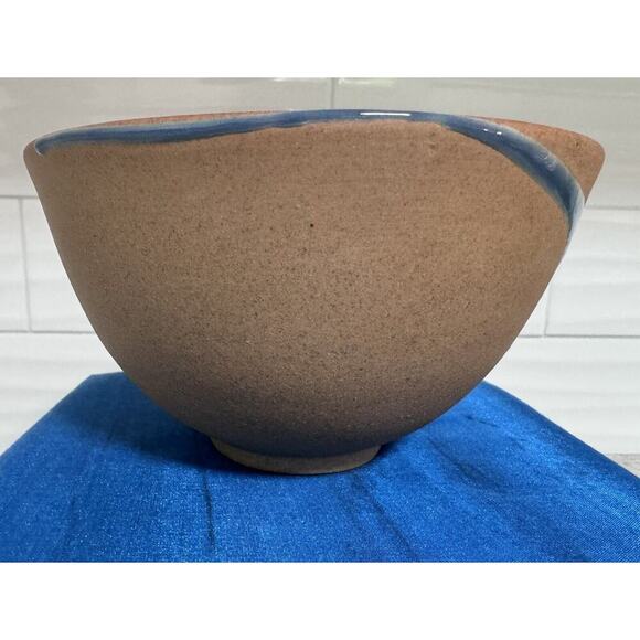 Vintage Rare Siam Celadon Thailand Pottery Wood Ash Glaze Bowl Metal Rim Pig NOS - Picture 5 of 14